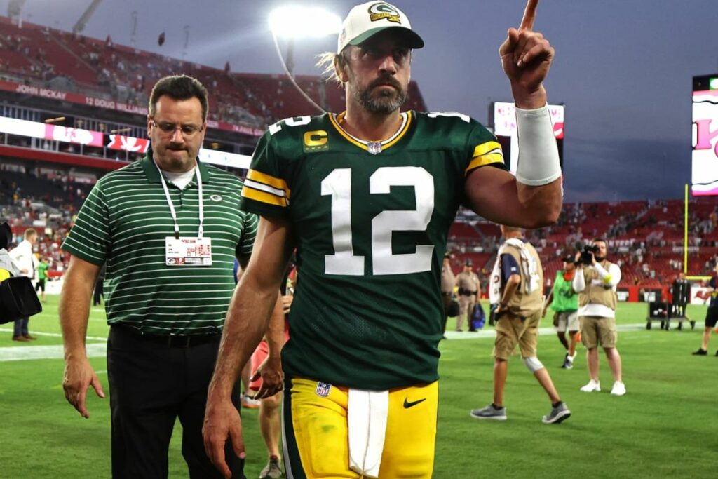 Watch: Aaron Rodgers Explains Viral Jumbotron Quote After Sunday’s Win Over Bucs