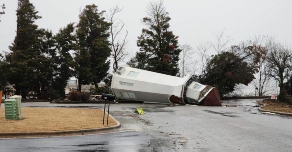 7 People Have Died In Alabama And Georgia Because Of Tornadoes And Severe Storms: Updates