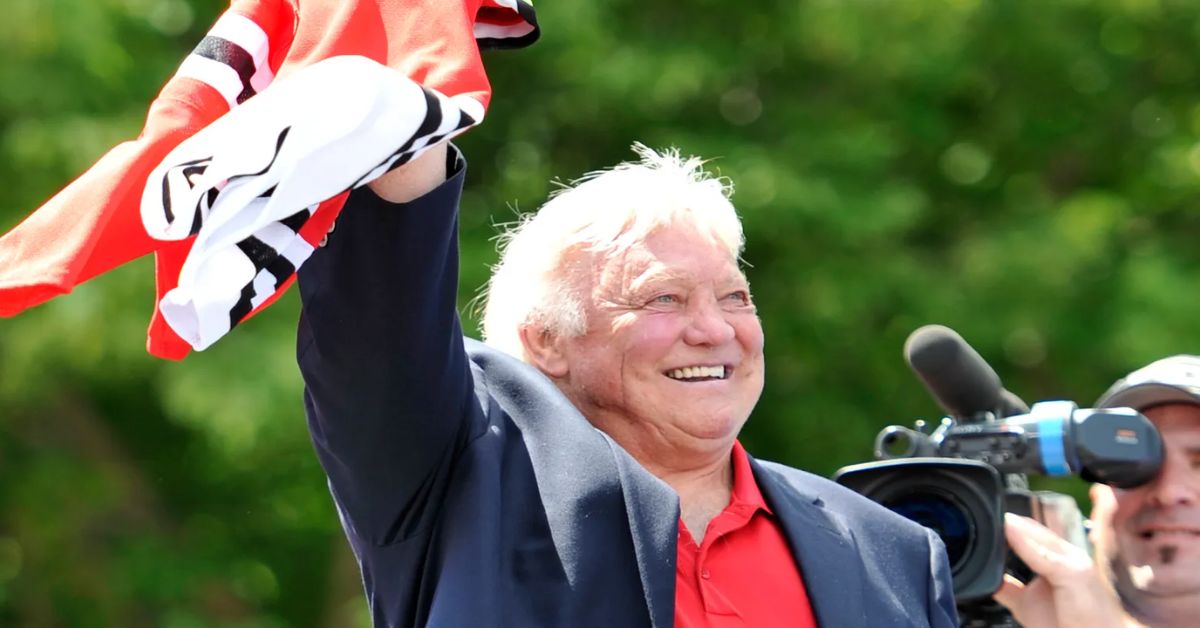 Bobby Hull, Known As The Golden Jet, Dies At Age 84