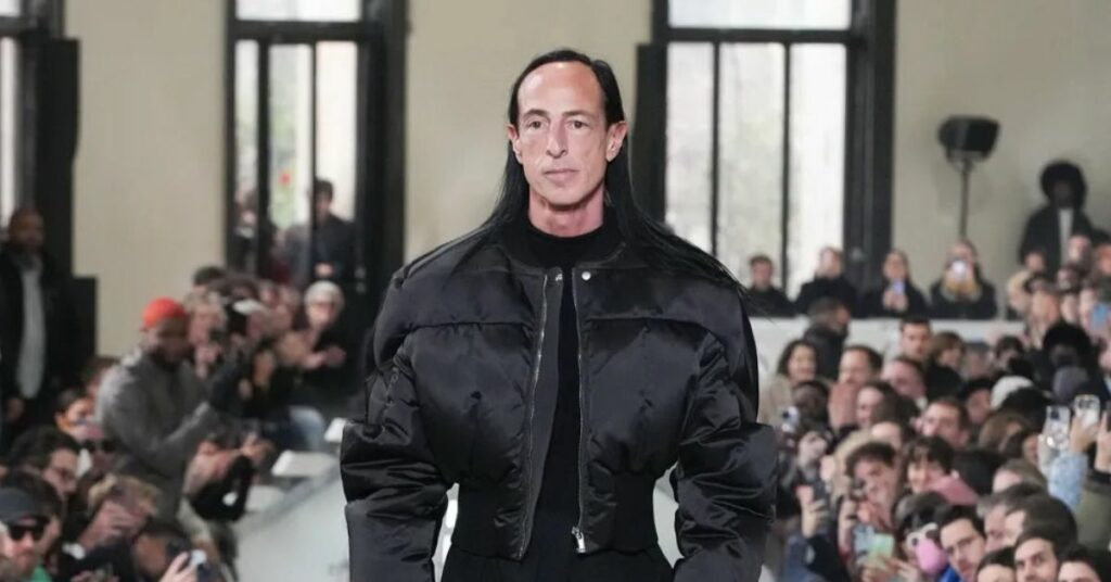 The FW23 "Luxor" Collection By Rick Owens Shows That He Is The Dark Master Of Paris Fashion Week