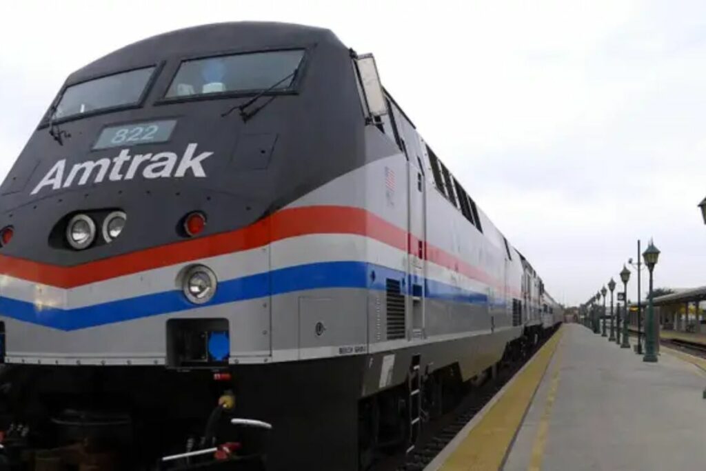 amtrak train stranded in south carolina