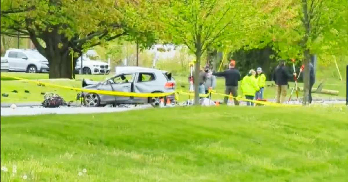 1 De@d Multiple Injured After 2-car Crash in Bloomfield